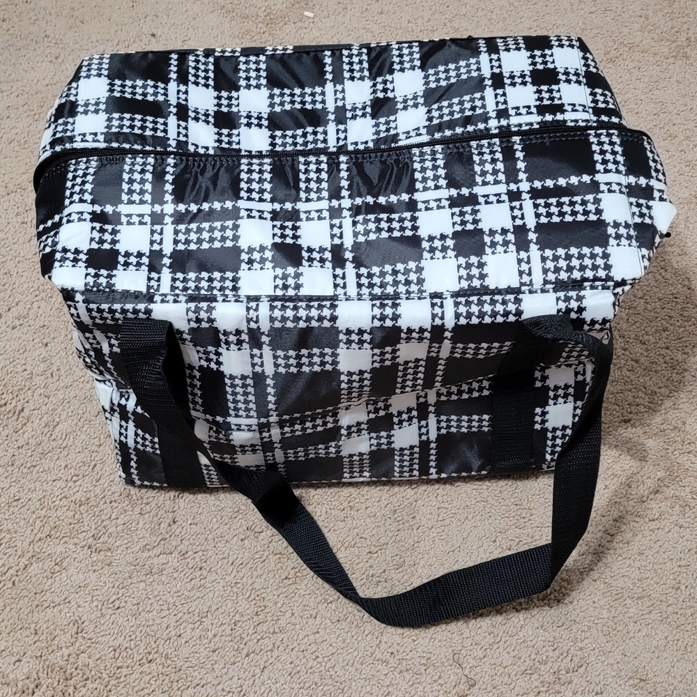 Thirty-One Large Fresh Market Thermal Tote